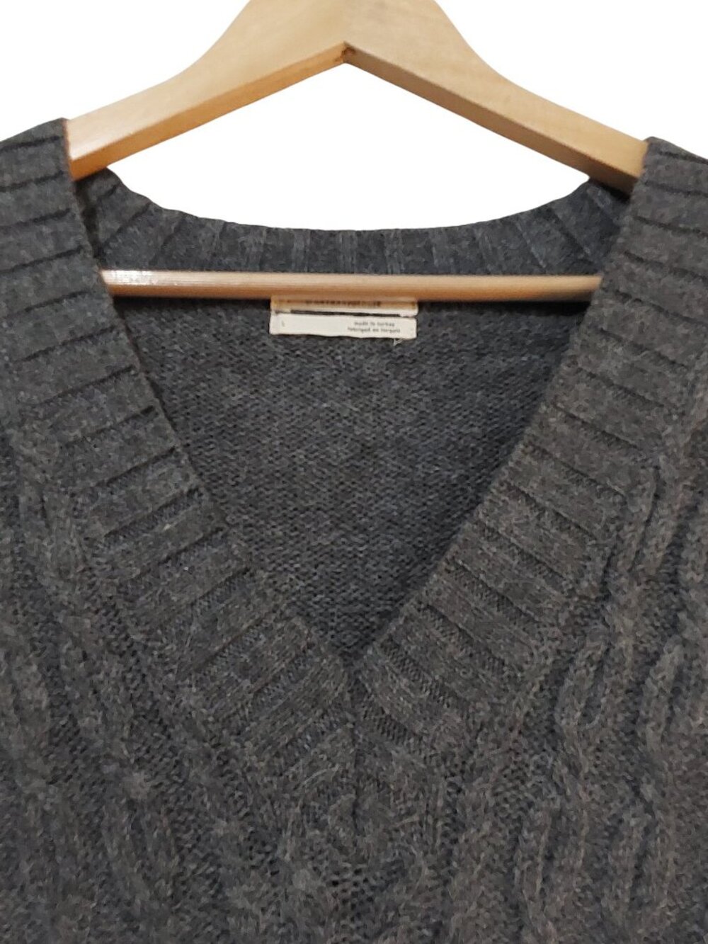 Anthropologie Oversized Cable Knit Gray Sweater Vest Boho/Preppy/Neutral- Lg - Picture 3 of 8